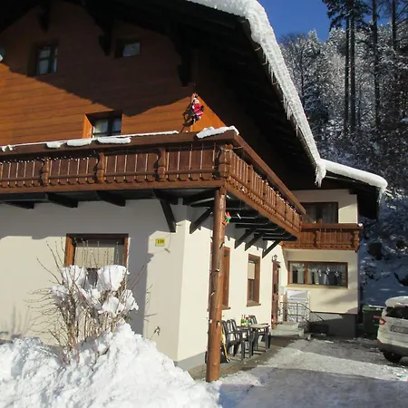 Familia Apartment